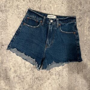 Abercrombie and Fitch jeans high rise 90’s relaxed cutoff shorts